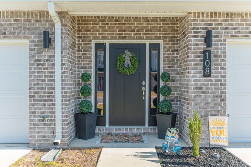 108-108 Pentecost Way, Fort Walton Beach, FL, 32547-2318 | Card Image