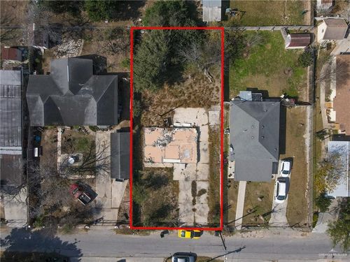 911 Truman Ave, Mission, TX, 78572-3446 | Card Image