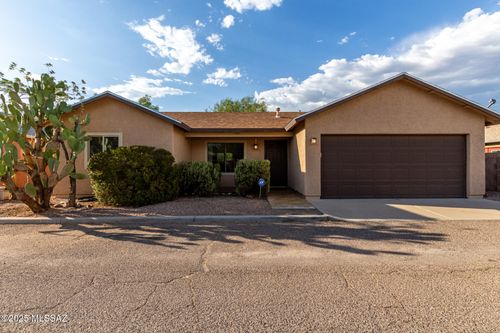 4781 E Joslyn Heights Pl, Tucson, AZ, 85712-3536 | Card Image