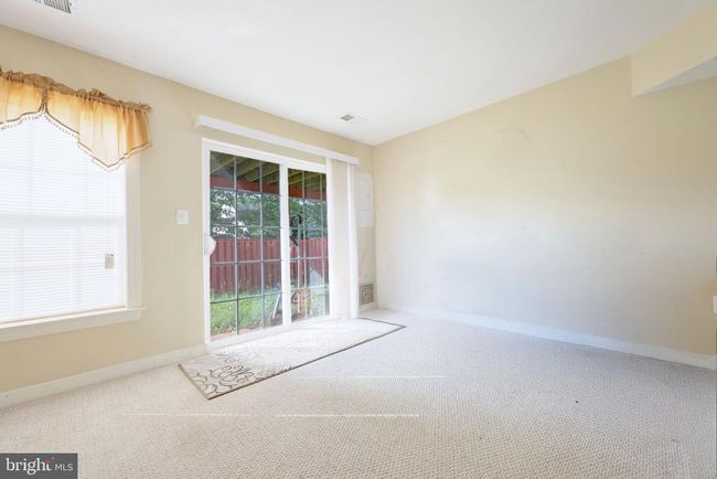 8182 Cobble Pond Way, Townhouse with 4 bedrooms, 3 bathrooms and null parking in MANASSAS VA | Image 42