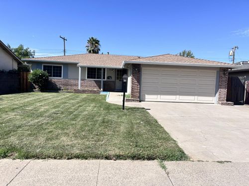 2368 Coolidge Way, Rancho Cordova, CA, 95670-3902 | Card Image