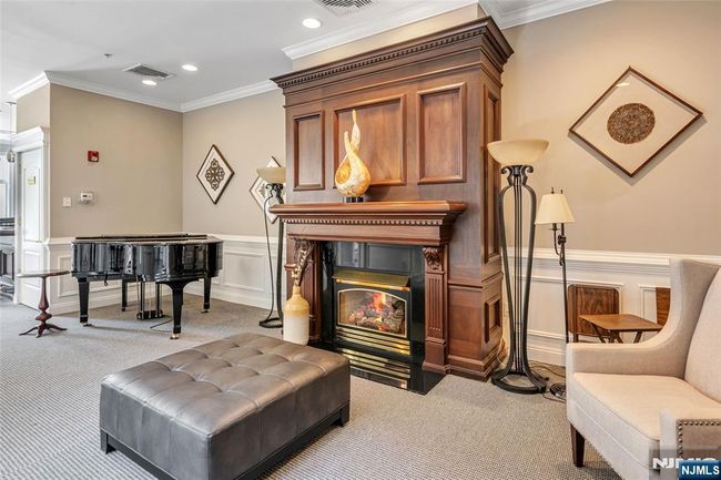 7108 Ravenscroft Rd, Condo with 2 bedrooms, 2 bathrooms and null parking in Clifton NJ | Image 39