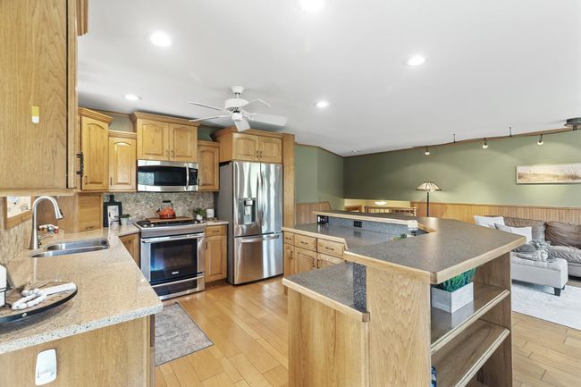 Stainless steel appliances | Image 10