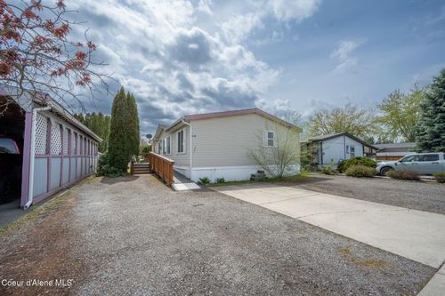 2082 Yorkshire, Coeur d'Alene, ID, 83815 | Card Image