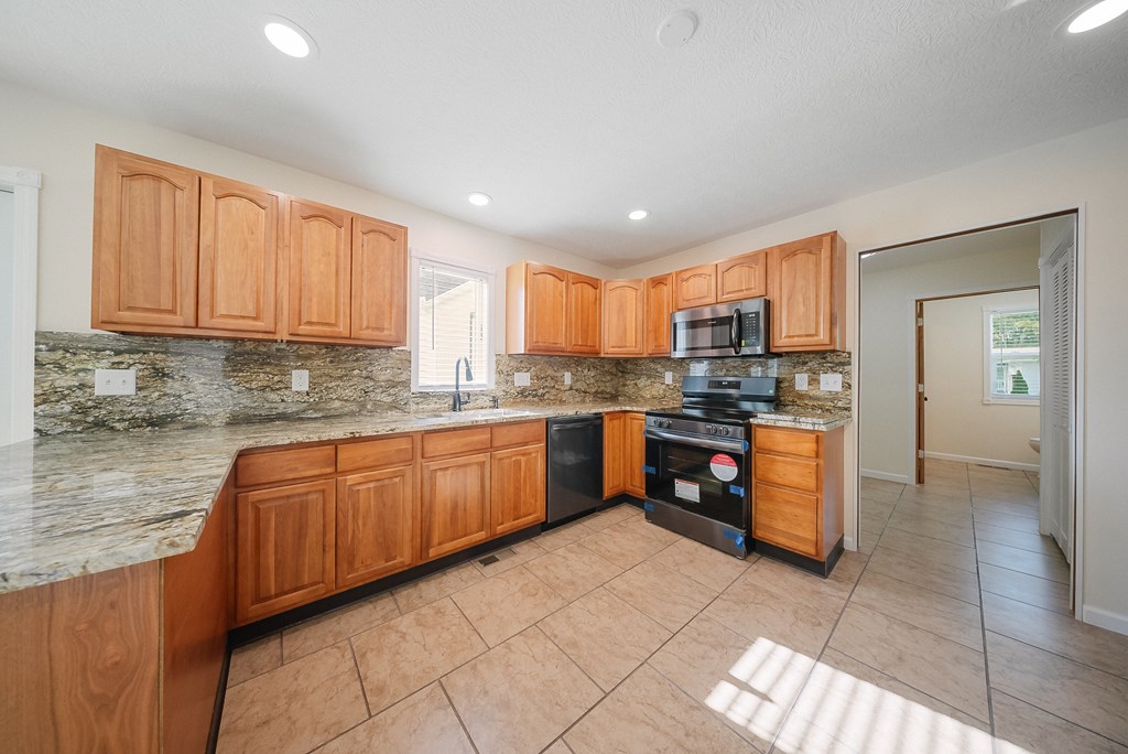 Residential in Caledonia 4