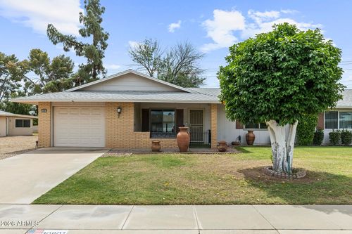 10801 W Caron Dr, Sun City, AZ, 85351-4641 | Card Image