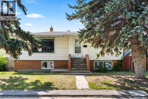 2132 Borden St, Regina, SK, S4N2K8 | Card Image