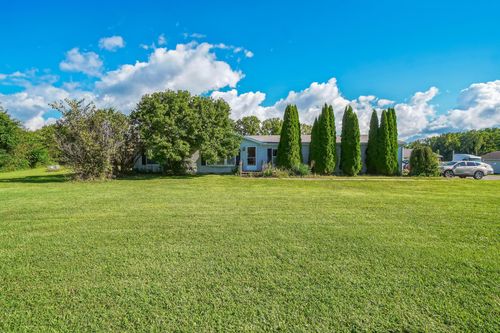 15617 Sperry Rd, Vermilion, OH, 44089-9267 | Card Image