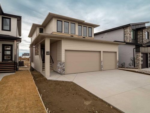 421 Blackwolf Blvd N, Lethbridge, AB, T1H7J5 | Card Image