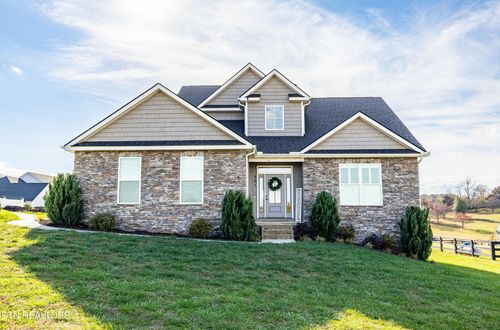 201 Dawson Way, Maryville, TN, 37801-0901 | Card Image