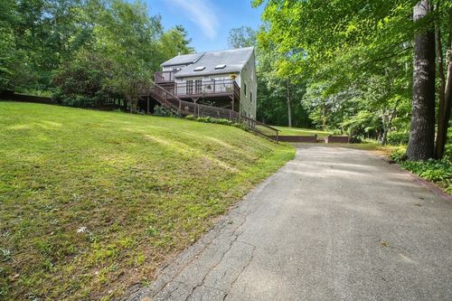 71 N Wales Rd, Holland, MA, 01521-2916 | Card Image