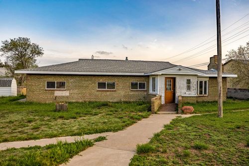 212 Avenue C-4, Cheyenne, WY, 82007 | Card Image