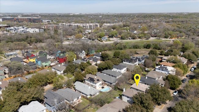 Birds eye view of property featuring a residential view | Image 39