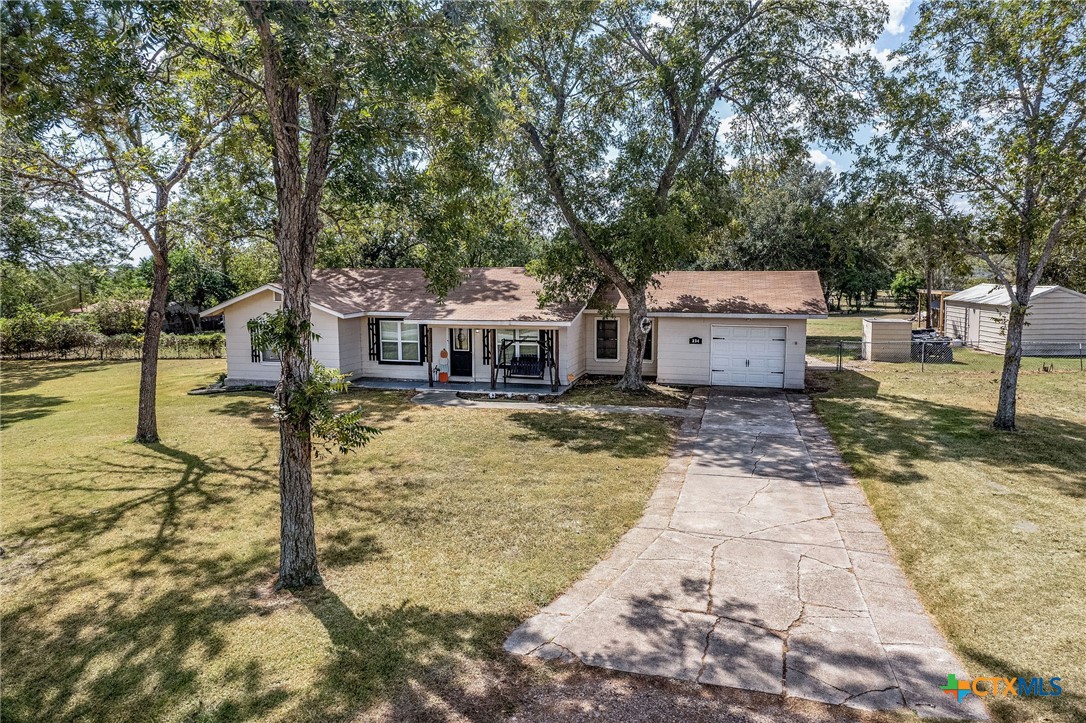 Josephine Ln, Victoria, TX 77905