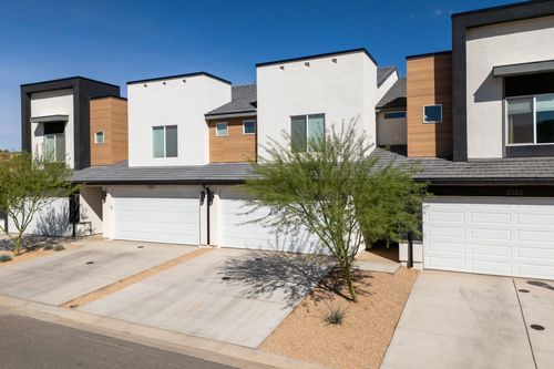 3329 E Big Bend Ln, Washington, UT, 84780-3687 | Card Image