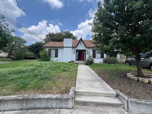 2055 W Huisache Ave, San Antonio, TX, 78201-4949 | Card Image