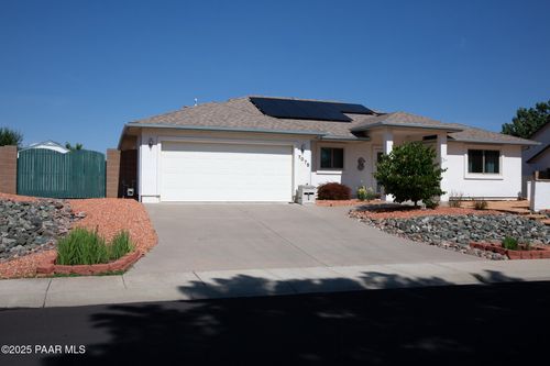 7075 E Horizon Way, Prescott Valley, AZ, 86315-3467 | Card Image