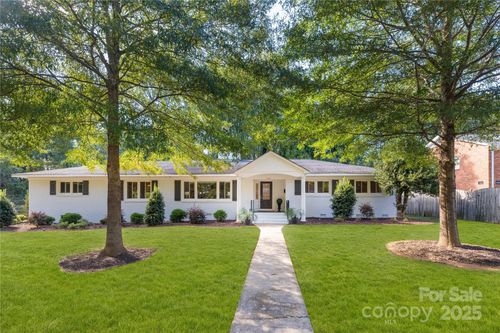 4742 Emory Ln, Charlotte, NC, 28211-3064 | Card Image