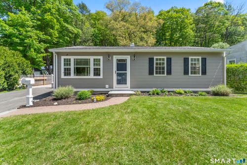 21 Topstone Dr, Bethel, CT, 06801-2619 | Card Image