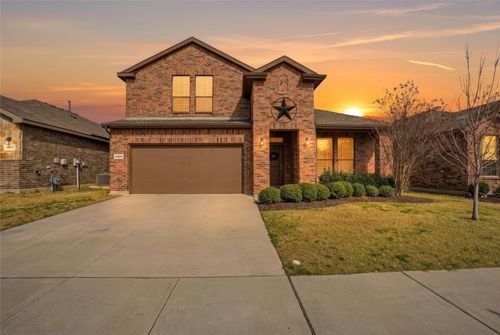 9032 Sycamore Leaf Dr, Fort Worth, TX, 76179-5228 | Card Image