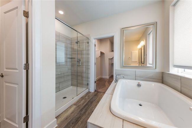 Oversized walk-in shower. | Image 13