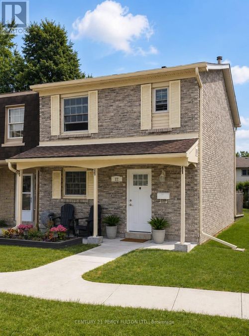 22-580 Eyer Dr, Pickering, ON, L1W3B7 | Card Image