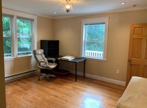 1-12 Dunstan St, Newton, MA, 02465 | Card Image