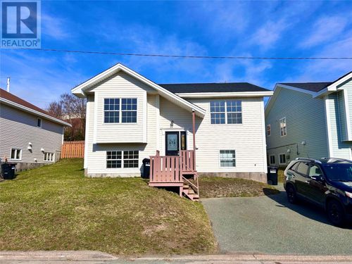 3 Blue River Pl, St. John's, NL, A1E6C3 | Card Image