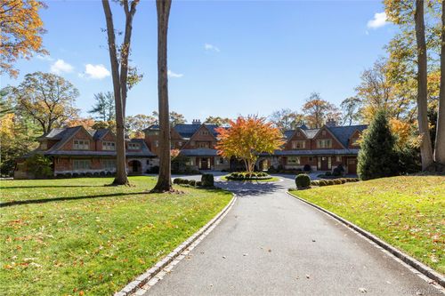 143 Heather Ln, Mill Neck, NY, 11765-1010 | Card Image