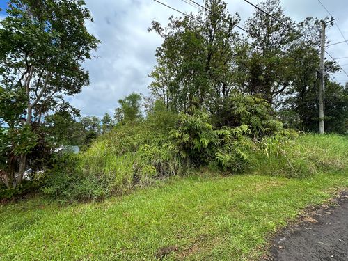 25-82 Malumalu St, HILO, HI, 96720-1334 | Card Image