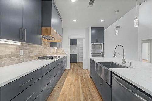 1 Logan Ln, Bella Vista, AR, 72715-4331 | Card Image