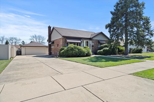 11007 Major Ave, Chicago Ridge, IL, 60415-2412 | Card Image