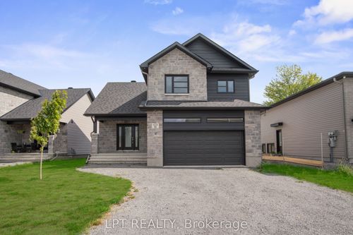 932 Katia Street, The Nation, ON, K0A2M0 | Card Image