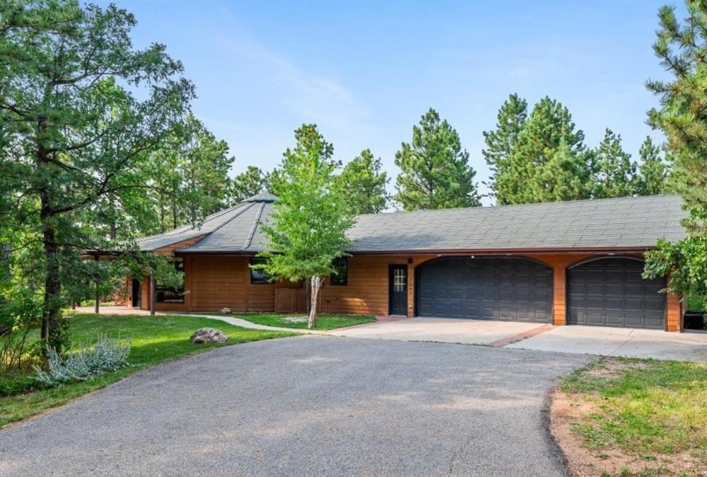 Golden Eagle Pl, Spearfish, SD 57783