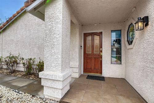 749 Tenderfoot Cir, Henderson, NV, 89014-2580 | Card Image