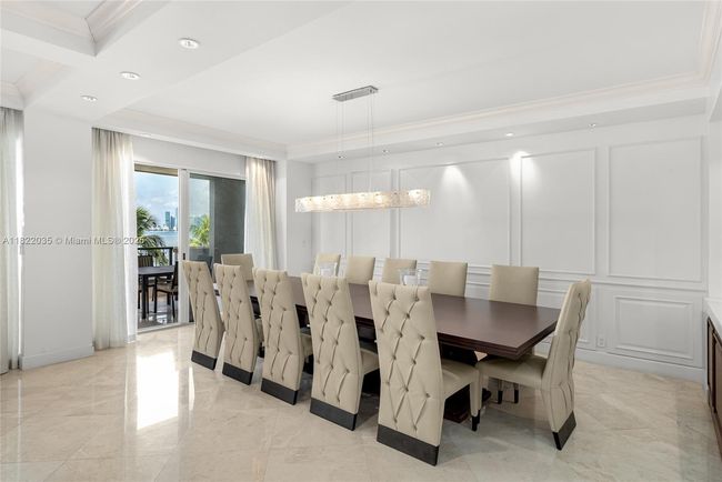 5233 - 5233 Fisher Island Dr, Condo with 4 bedrooms, 5 bathrooms and null parking in Miami Beach FL | Image 11