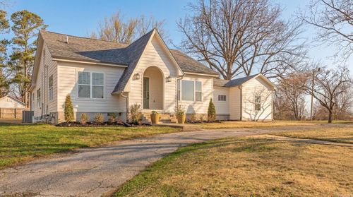 2005 Wood Street, Jonesboro, AR, 72401 | Card Image