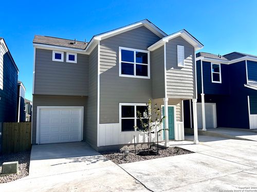 2075 Silver Oaks, San Antonio, TX, 78213-1690 | Card Image