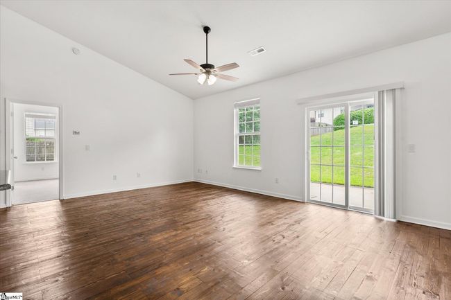 124 Bascom Ct, House other with 3 bedrooms, 2 bathrooms and 2 parking in GREER SC | Image 4