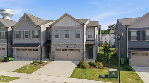 2131 Stegemann St, Apex, NC, 27502-7094 | Card Image