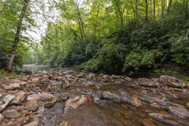 Community access to the Tuckasegee River | Image 100