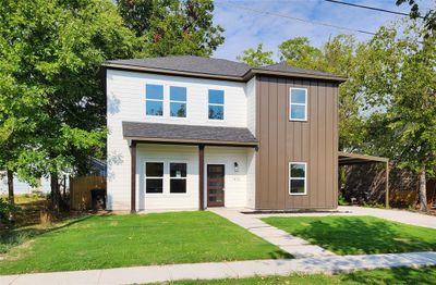 View of front of home featuring a front lawn | Image 2