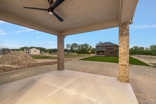 50637 Mistwood Dr, Macomb, MI, 48042 | Card Image