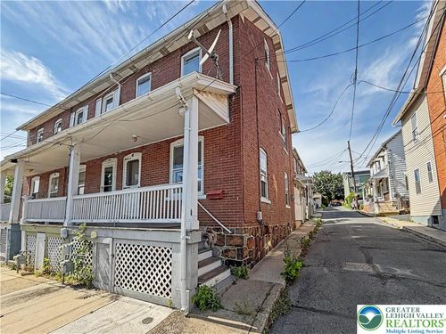 72 W Ettwein St, BETHLEHEM, PA, 18018-2729 | Card Image