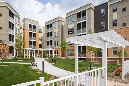 apt-101-7070 153rd St W, Apple Valley, MN, 55124-7164 | Card Image