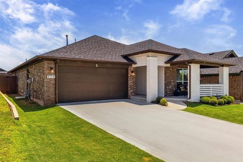 408 Vista Dr, Yukon, OK, 73099-0809 | Card Image