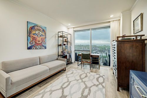 unit-4e-2200 Willowick Rd, Houston, TX, 77027-4064 | Card Image