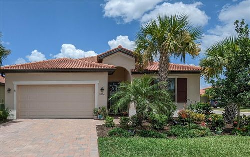 9904 Hilltop Dr, Venice, FL, 34292-2717 | Card Image