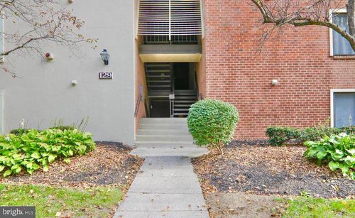 6-129 Echelon Rd, VOORHEES, NJ, 08043-1839 | Card Image