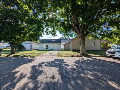 Ranch-style house with a garage | Image 3